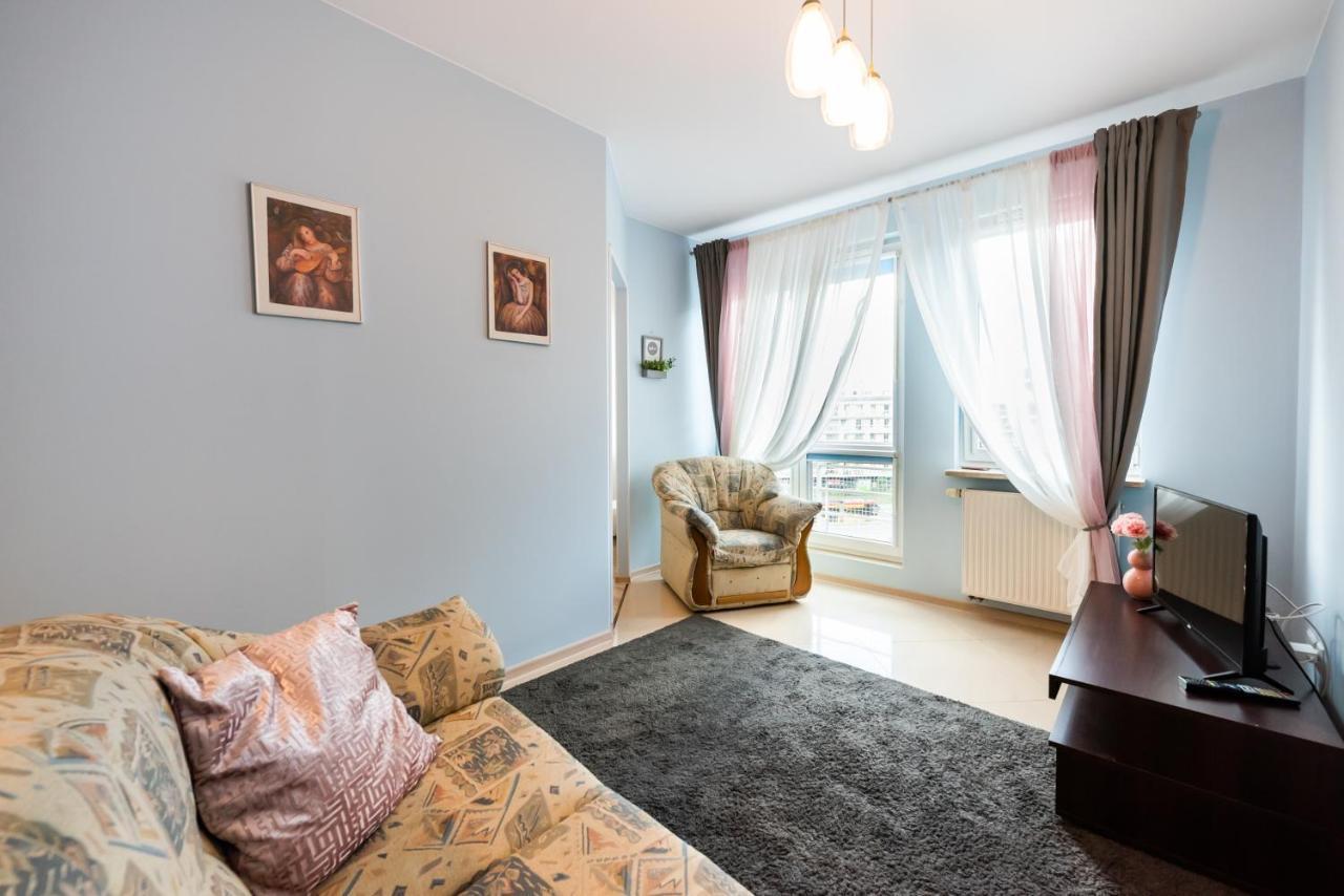 Wola Pleasure Place Apartment วอร์ซอ ภายนอก รูปภาพ