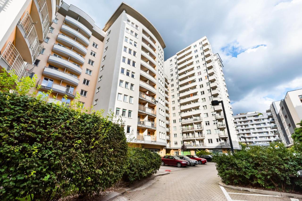 Wola Pleasure Place Apartment วอร์ซอ ภายนอก รูปภาพ