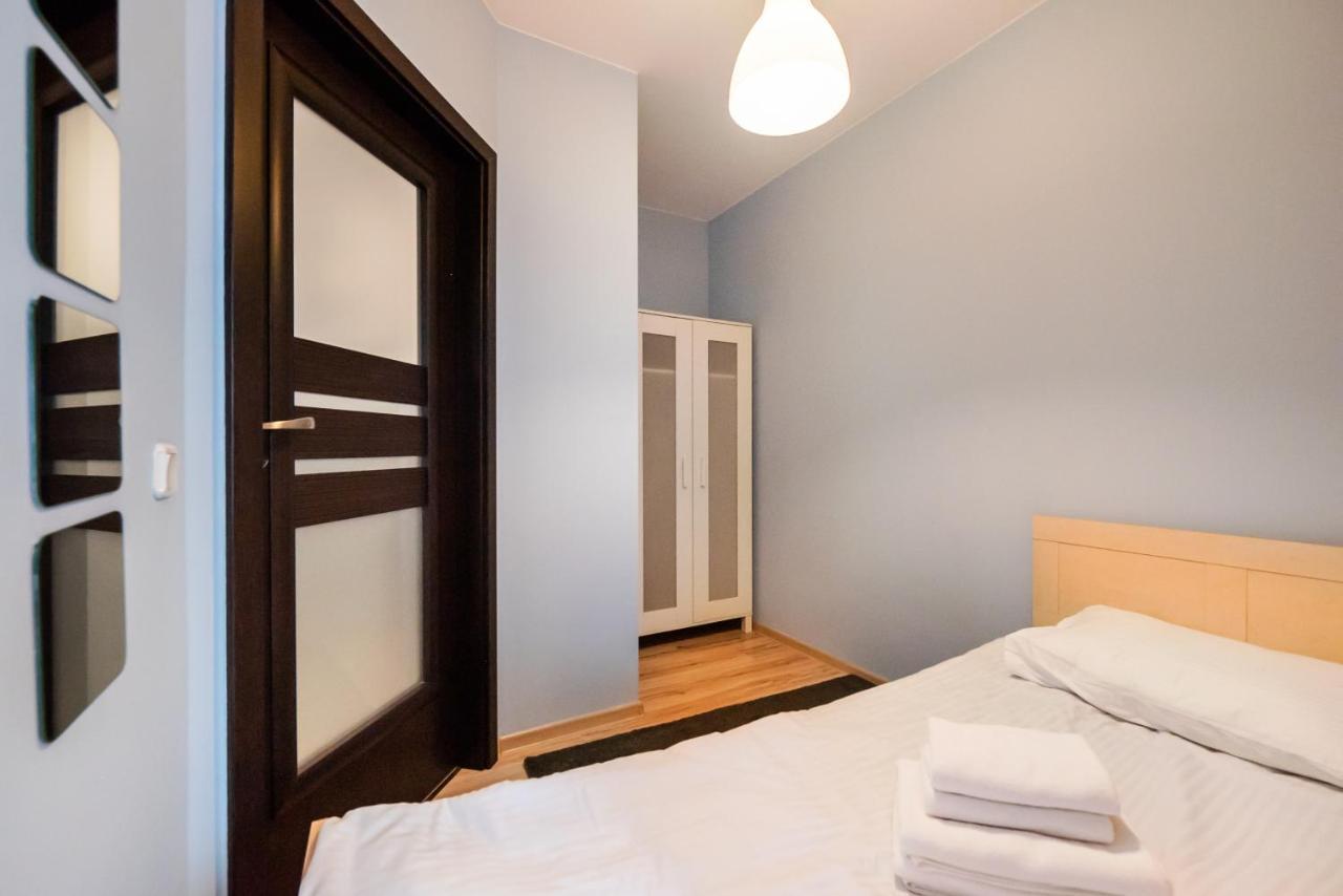 Wola Pleasure Place Apartment วอร์ซอ ภายนอก รูปภาพ