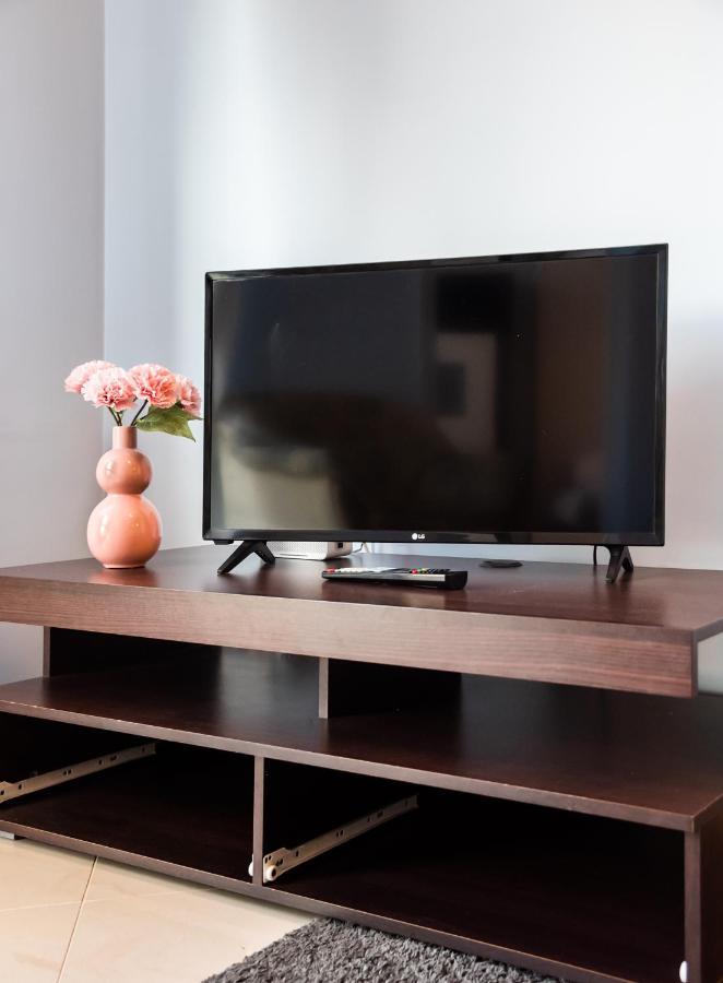 Wola Pleasure Place Apartment วอร์ซอ ภายนอก รูปภาพ